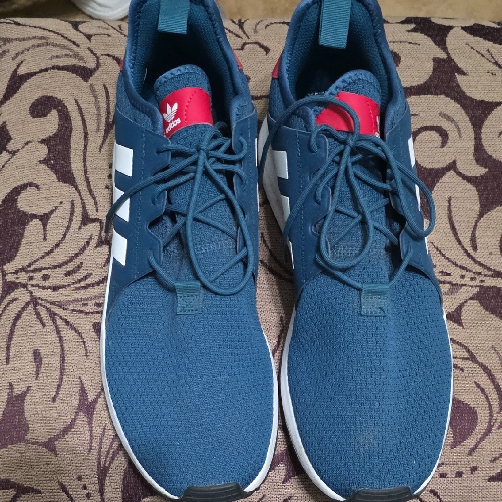 Adidas Men's Teal and Red Sneakers